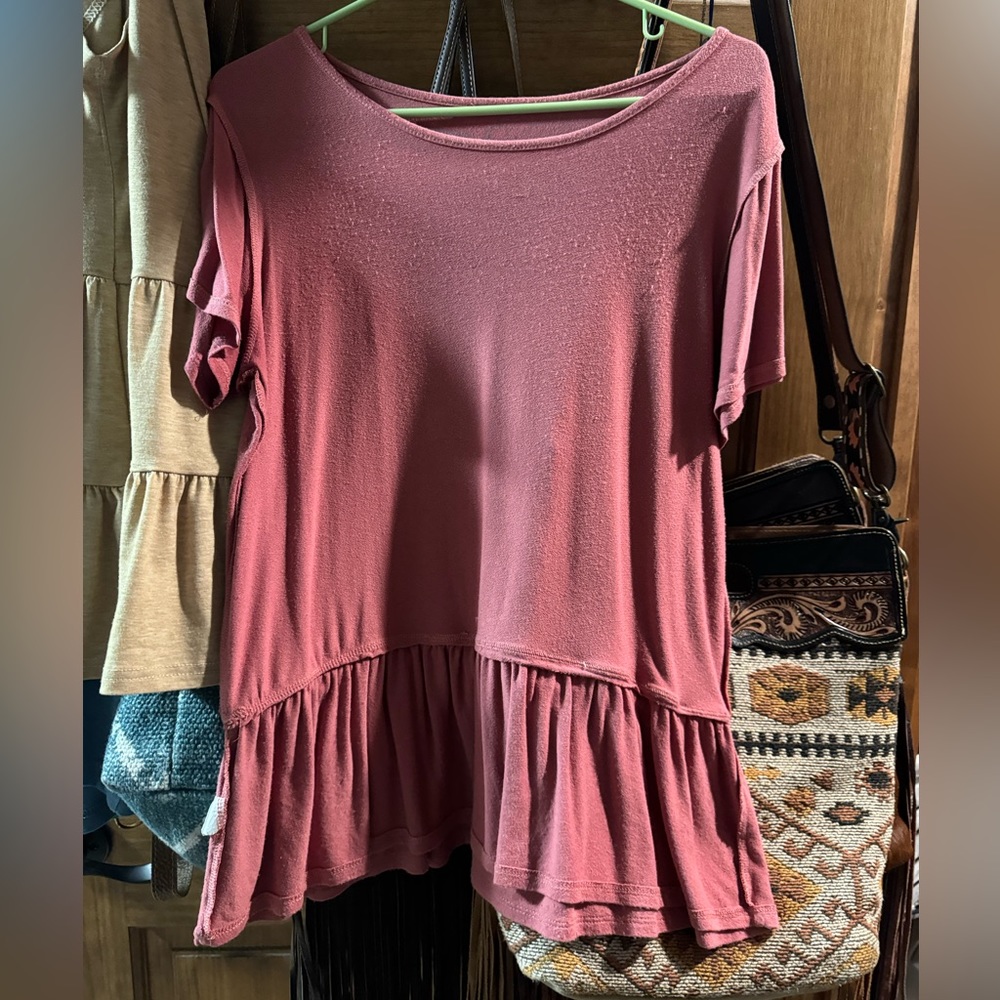 Pink with ruffle bottom shirt